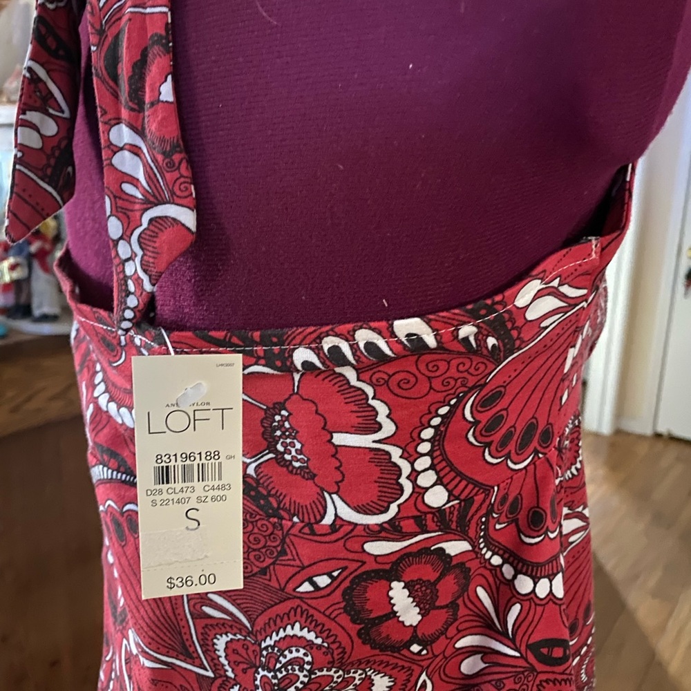 NWT $20 Loft Halter Style Top - Picture 3 of 3